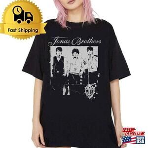 Jonas Brothers  T-Shirt Five Albums One Night Tour Shirt